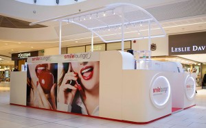 Teeth whitening kiosk for Smile Lounge at Lakeside Shopping Centre, West Thurrock, Essex - With roof canopy by Double Stone Steel Europe Ltd - Designer: Ben Rousseau