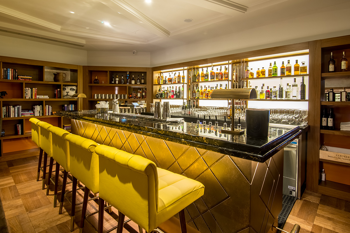 The Library Bar. The Devonshire Club Hotel Interior Design: March & White PVD coloured stainless steel: Double Stone Steel Europe Ltd
