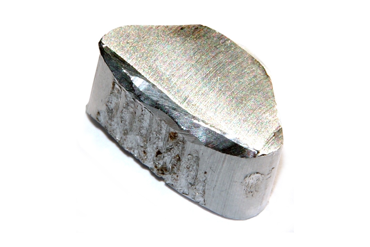 A chunk of aluminium. A soft, silvery-white metal that is primarily extracted from bauxite ore and the third most abundant element in the Earth’s crust.