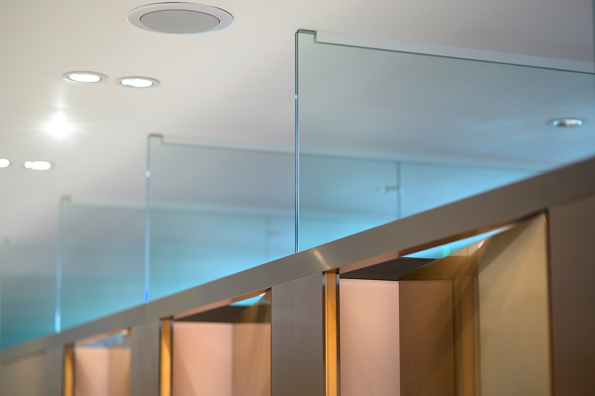 Client: Network Rail Architects: Landolt + Brown Fitout: Maxwood Washrooms PVD coloured stainless steel by Double Stone Steel Architectural metalwork by Double Stone Steel Europe Ltd Client: Network Rail Architects: Landolt + Brown Fitout: Maxwood Washrooms PVD coloured stainless steel by Double Stone Steel Architectural metalwork by Double Stone Steel Europe Ltd